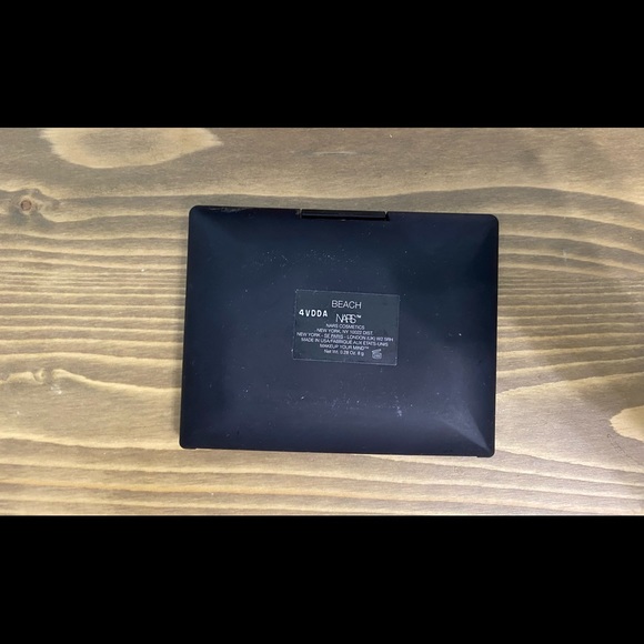 Nars soft velvet pressed powder - Picture 3 of 4